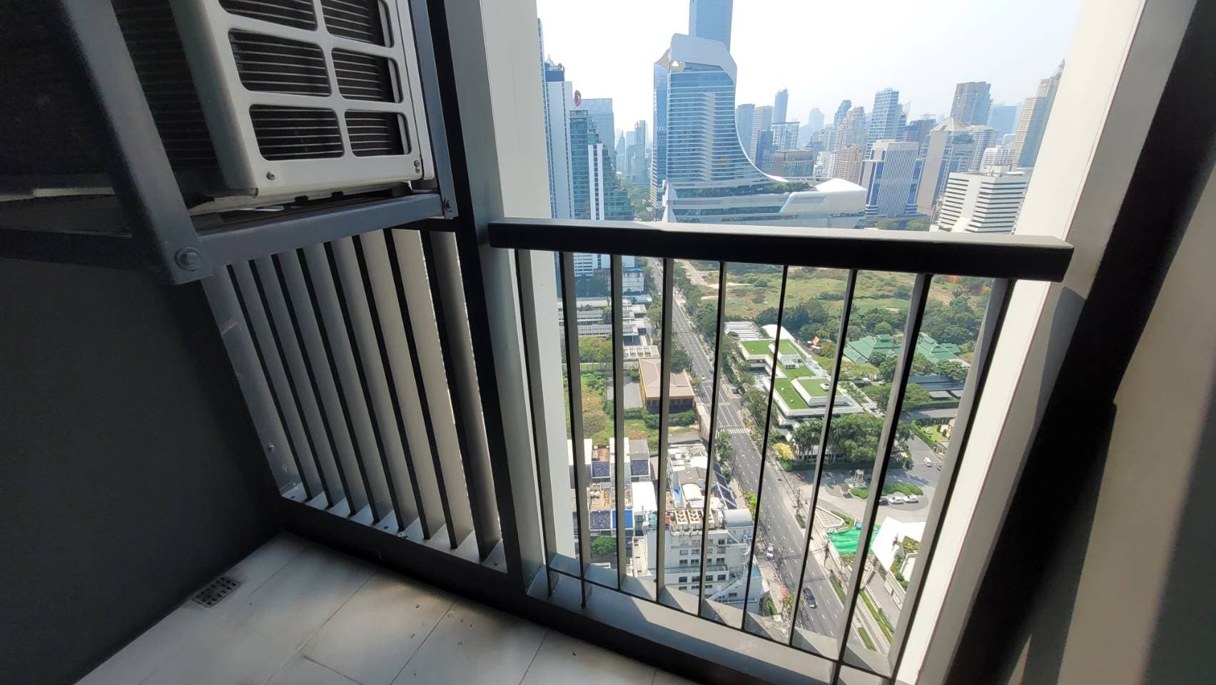 1497 – 602_terrace.jpg