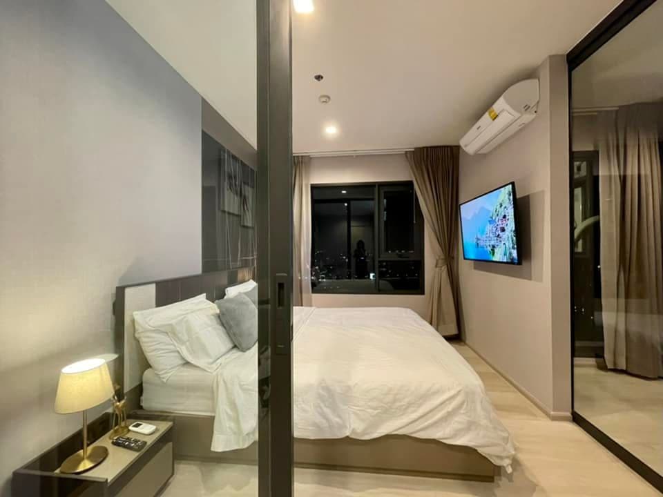 1501 – 202_bedroom.jpg