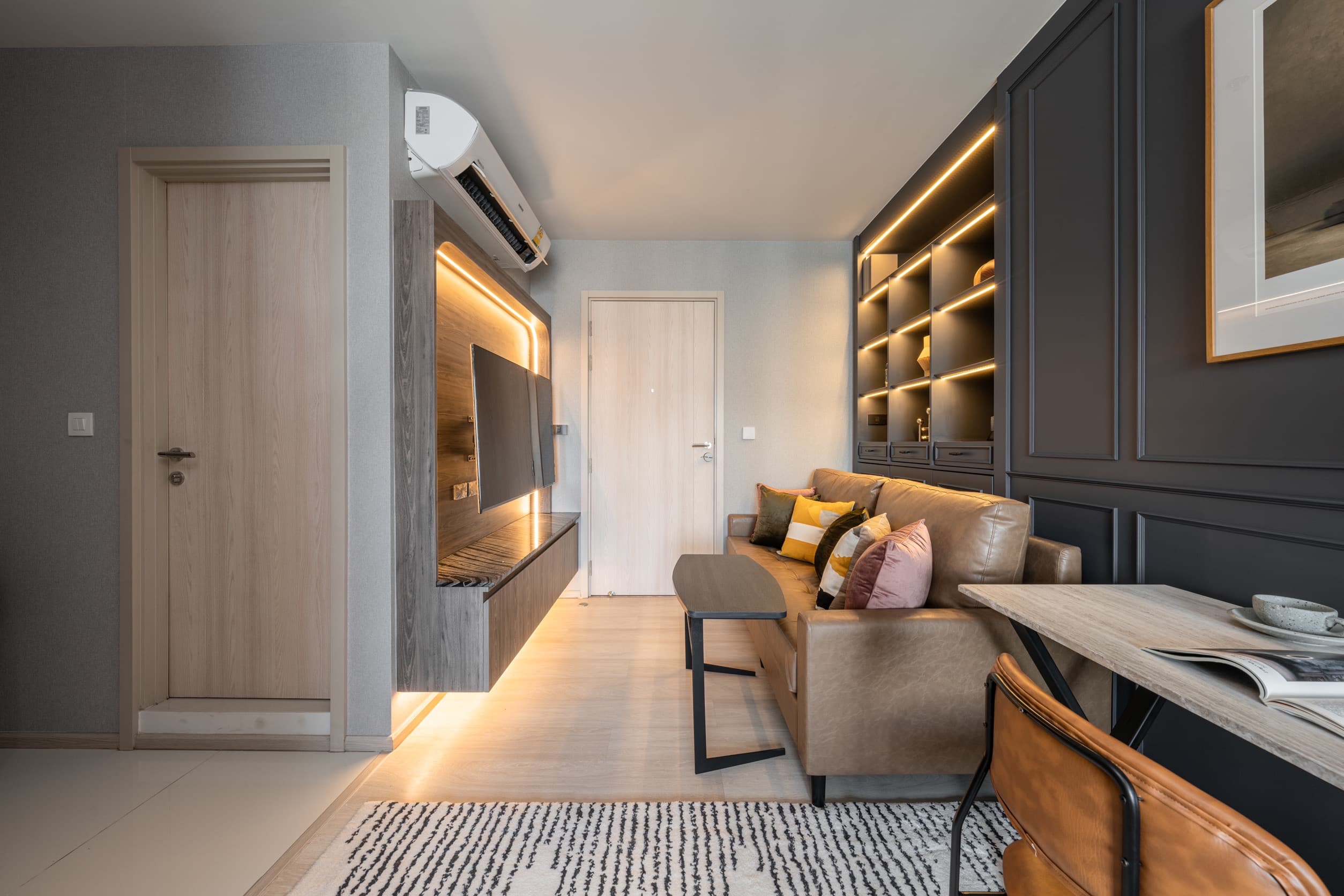 1503 – 102_living_room.jpg