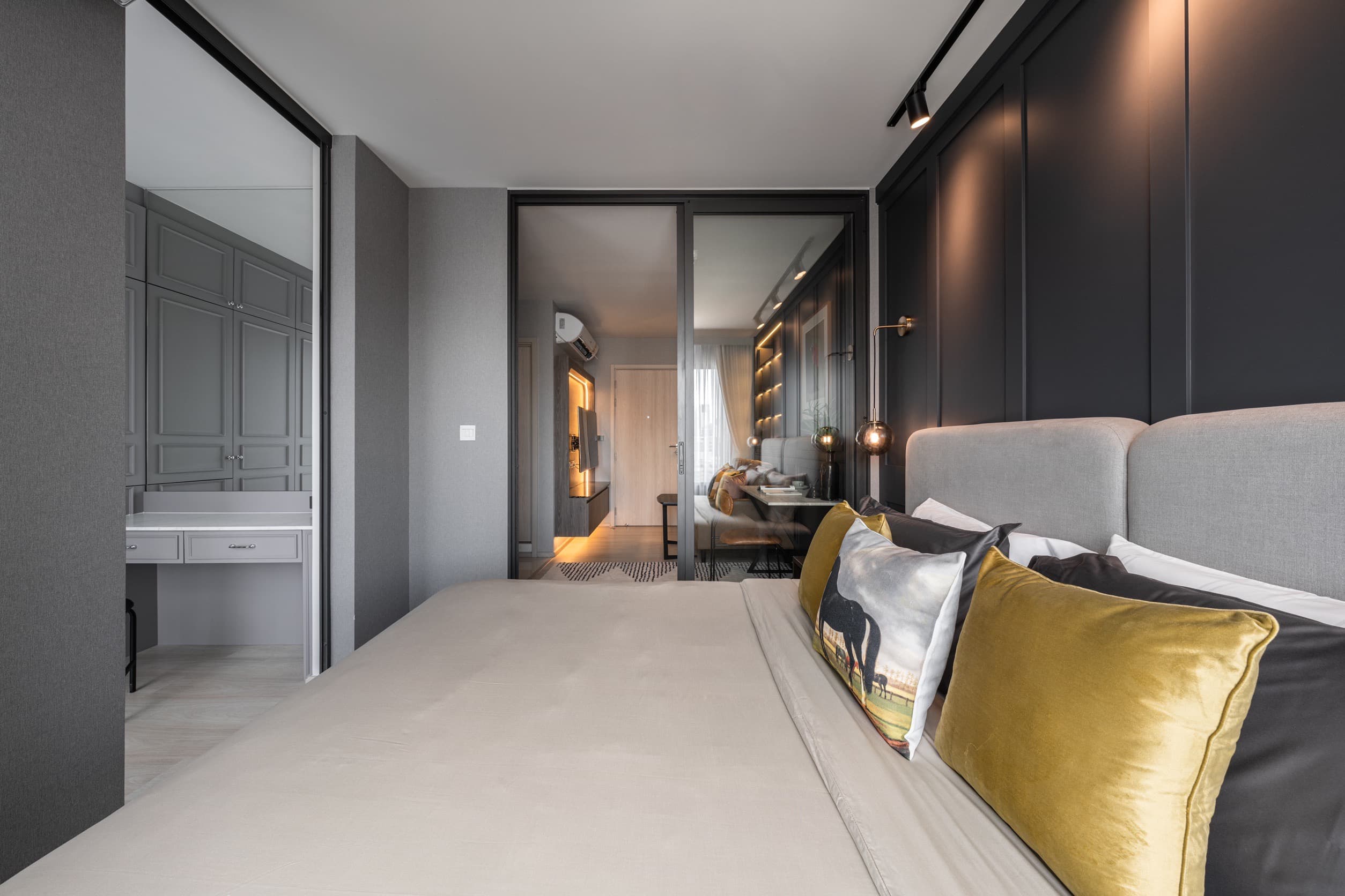1503 – 103_living_room.jpg