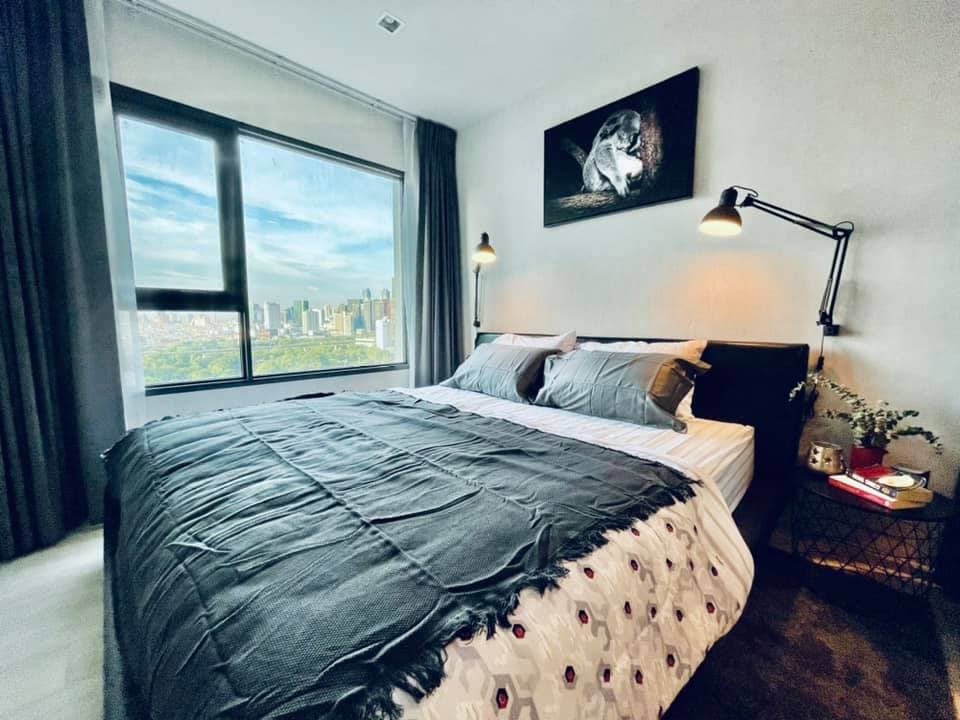 1504 – 201_bedroom.jpg