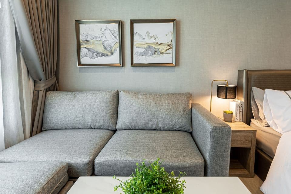 1506 – 104_living_room.jpg