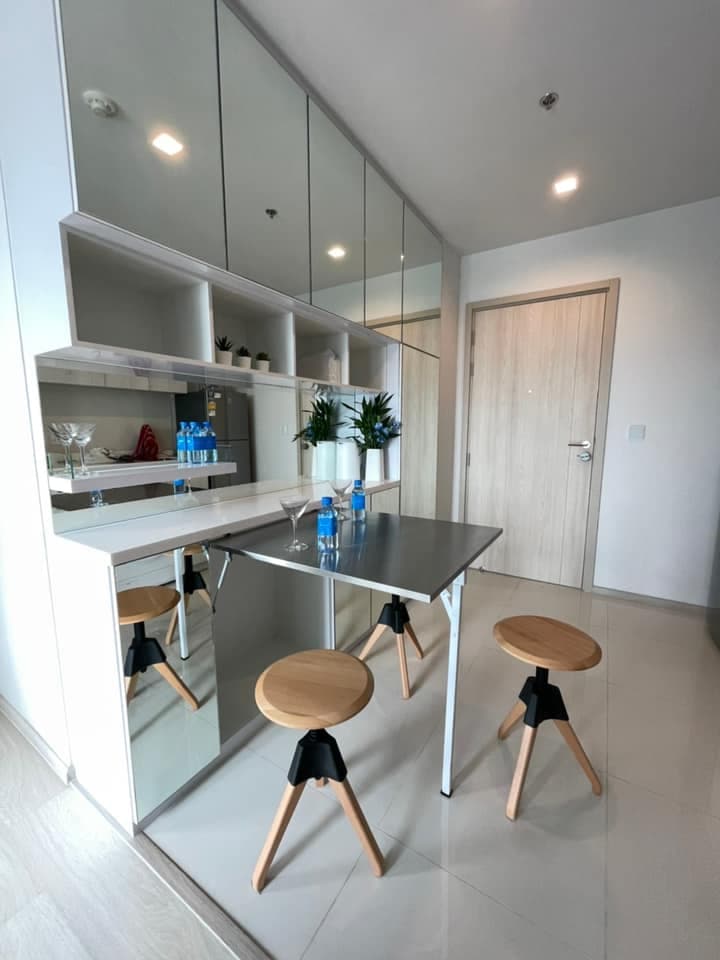 1509 – 402_kitchen.jpg