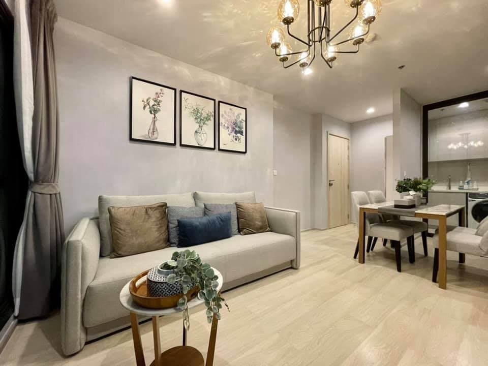 1511 – 104_living_room.jpg