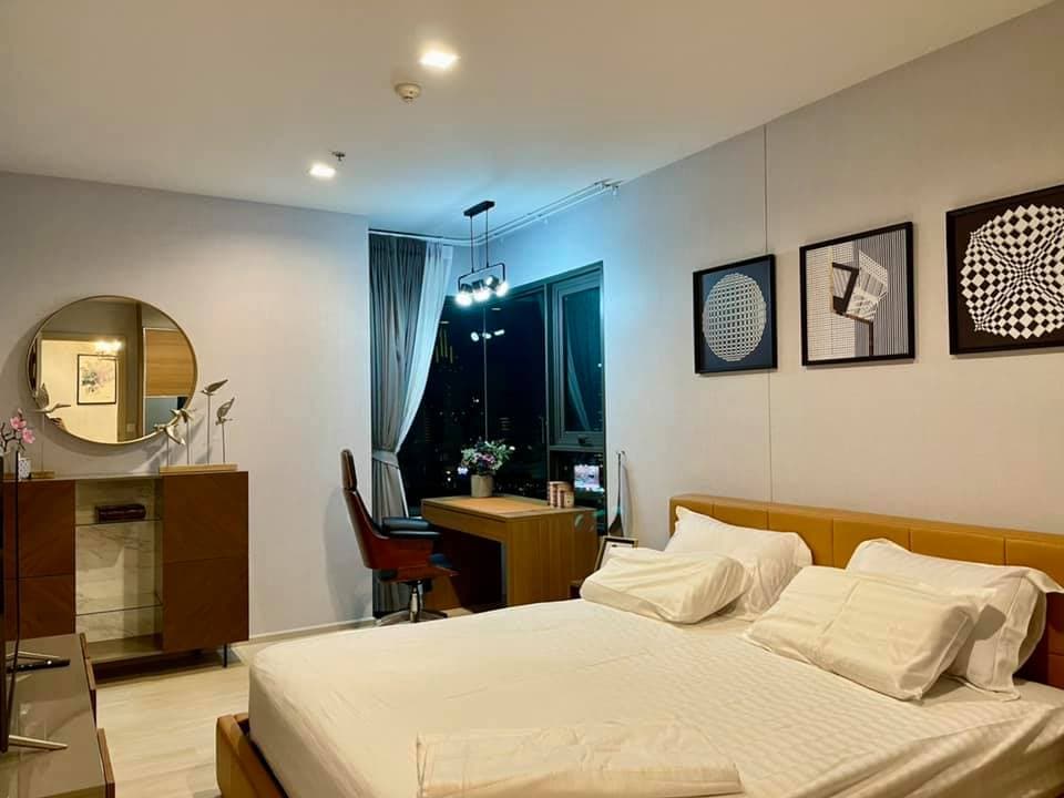 1511 – 202_bedroom.jpg