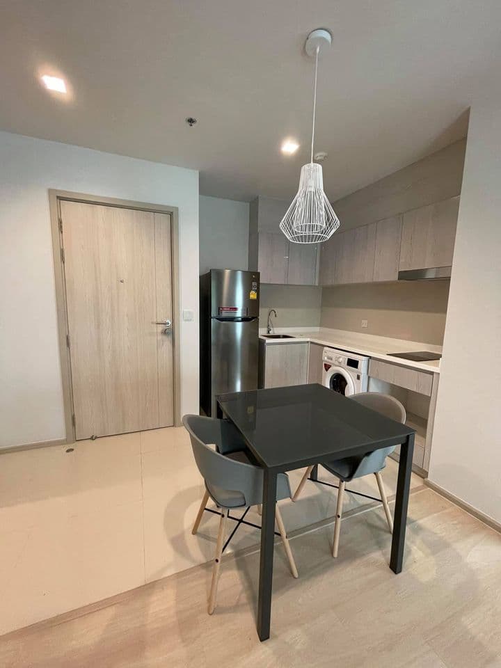 1526 – 401_kitchen.jpg