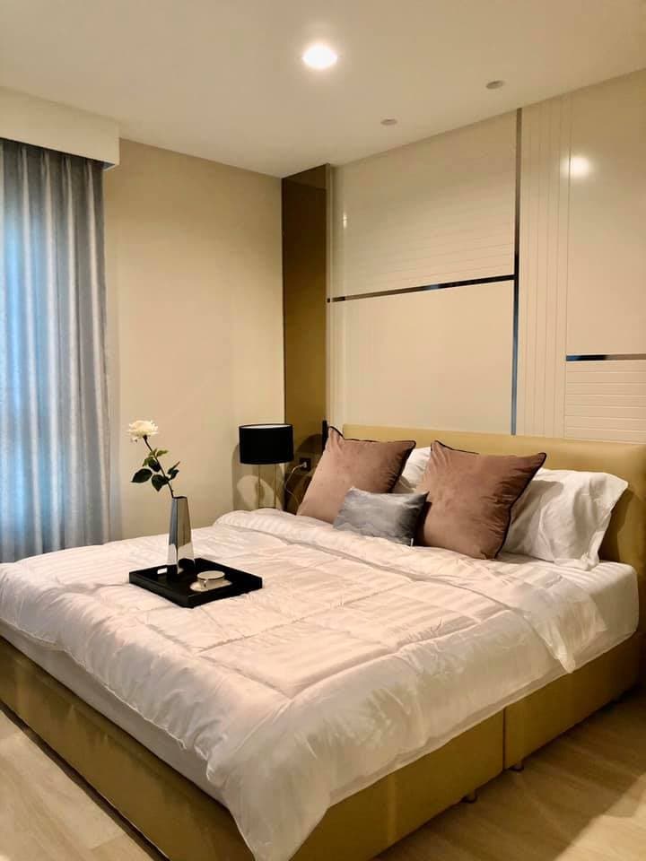 1527 – 201_bedroom.jpg