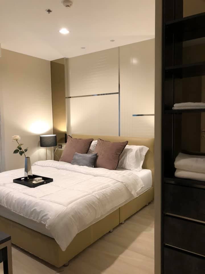 1527 – 203_bedroom.jpg
