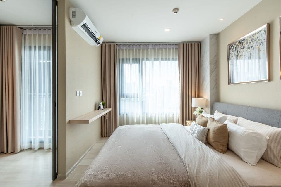 1529 – 202_bedroom.jpg
