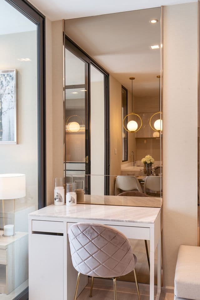 1529 – 301_bathroom.jpg