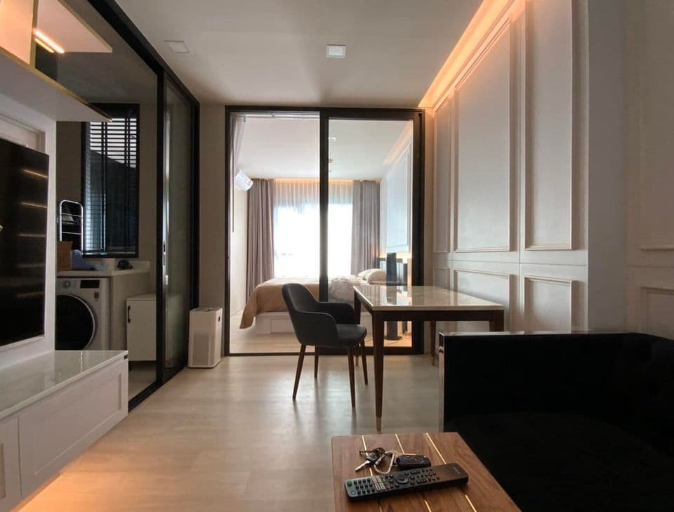 1538 – 101_living_room.jpg