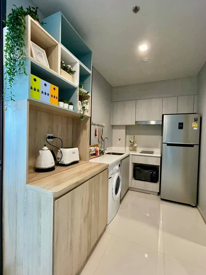 1541 – 402_kitchen.jpg
