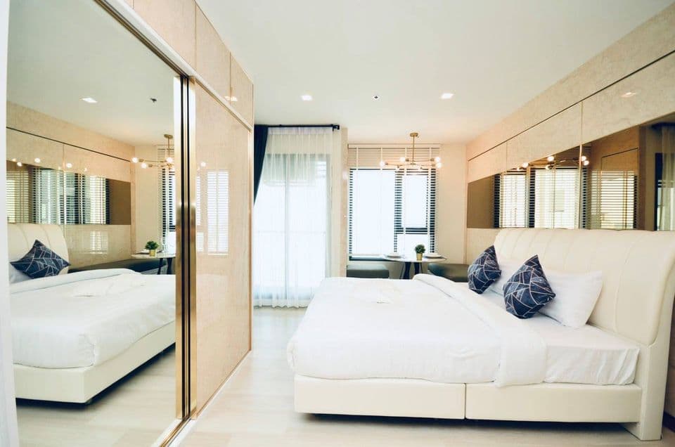 1544 – 206_bedroom.jpg