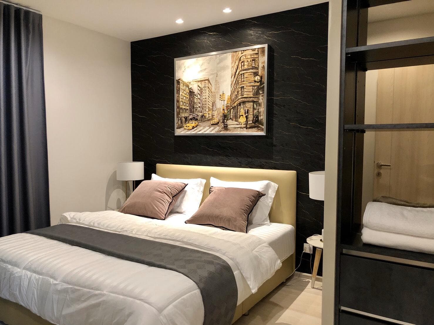 1548 – 201_bedroom.jpg
