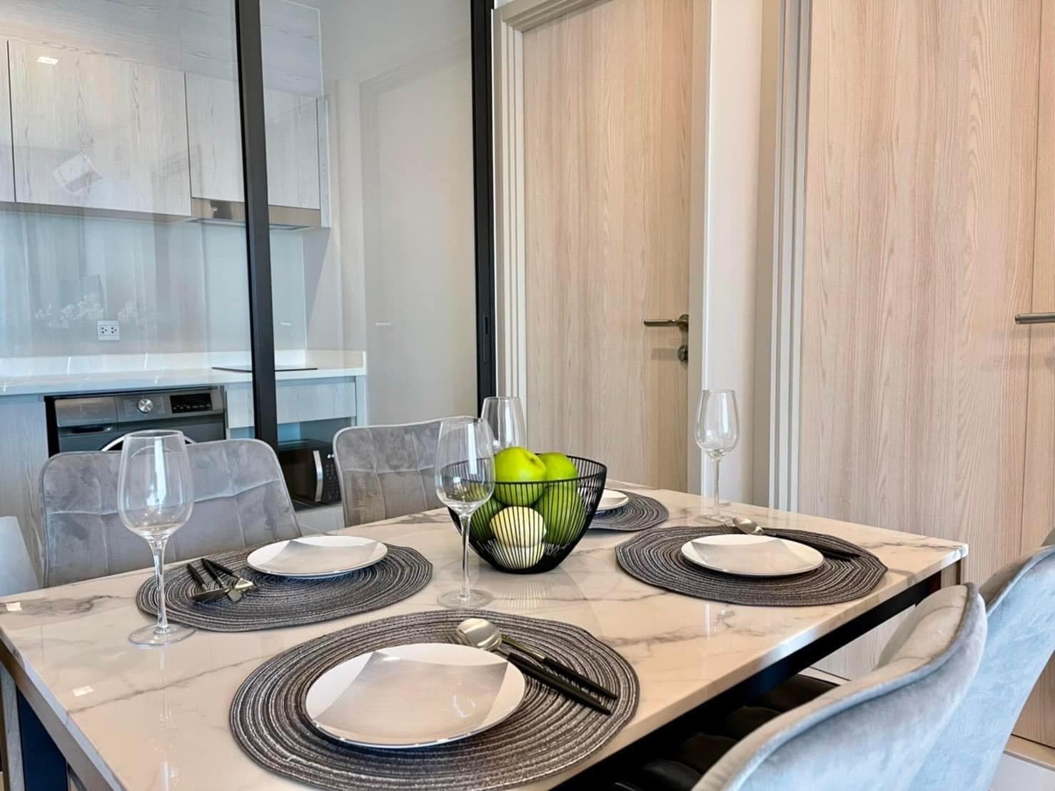 1552 – 402_kitchen.jpg