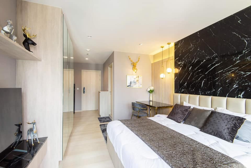 1553 – 201_bedroom.jpg