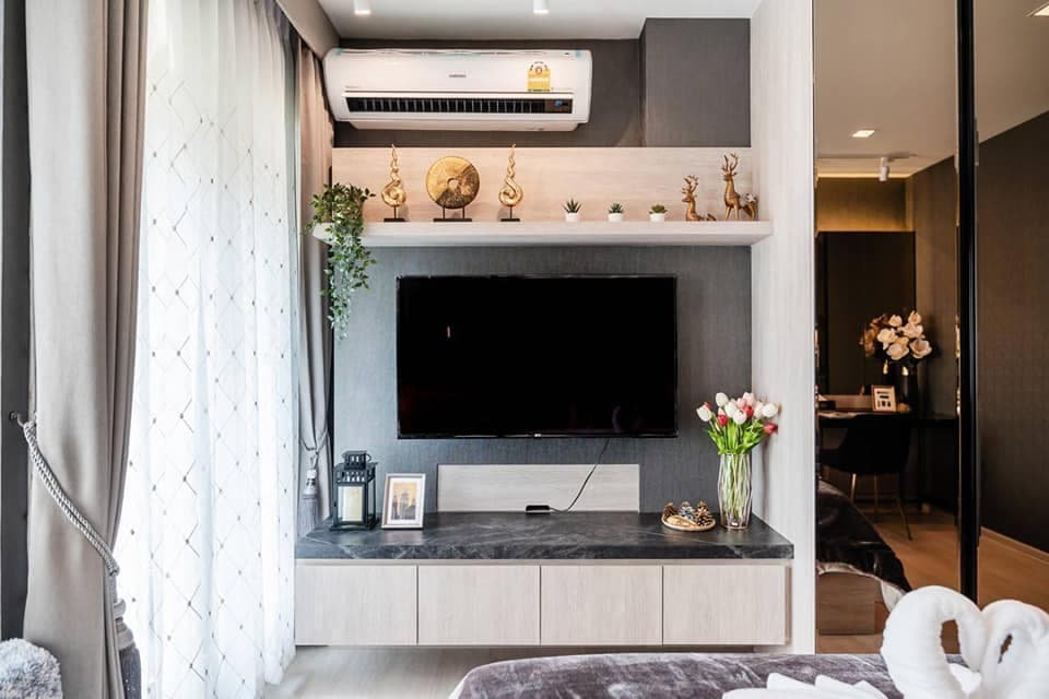 1554 – 103_living_room.jpg