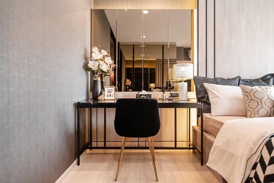 1554 – 104_living_room.jpg