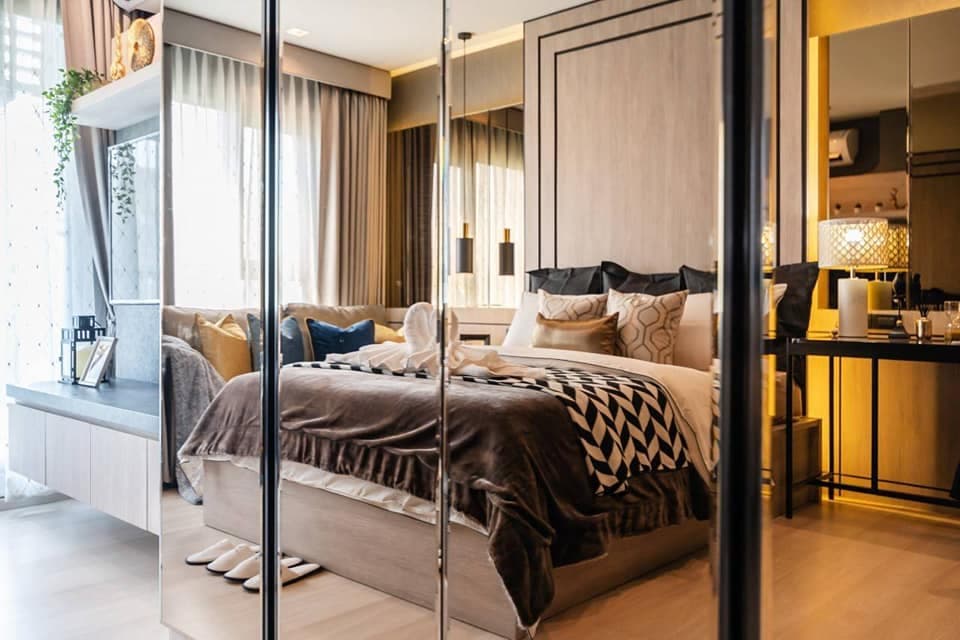 1554 – 204_bedroom.jpg