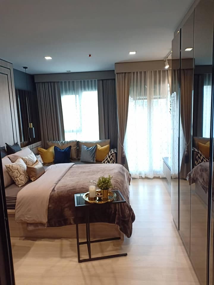 1554 – 205_bedroom.jpg