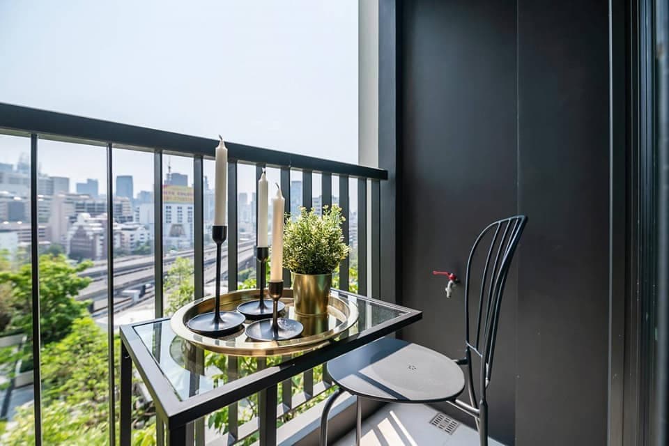 1554 – 601_terrace.jpg