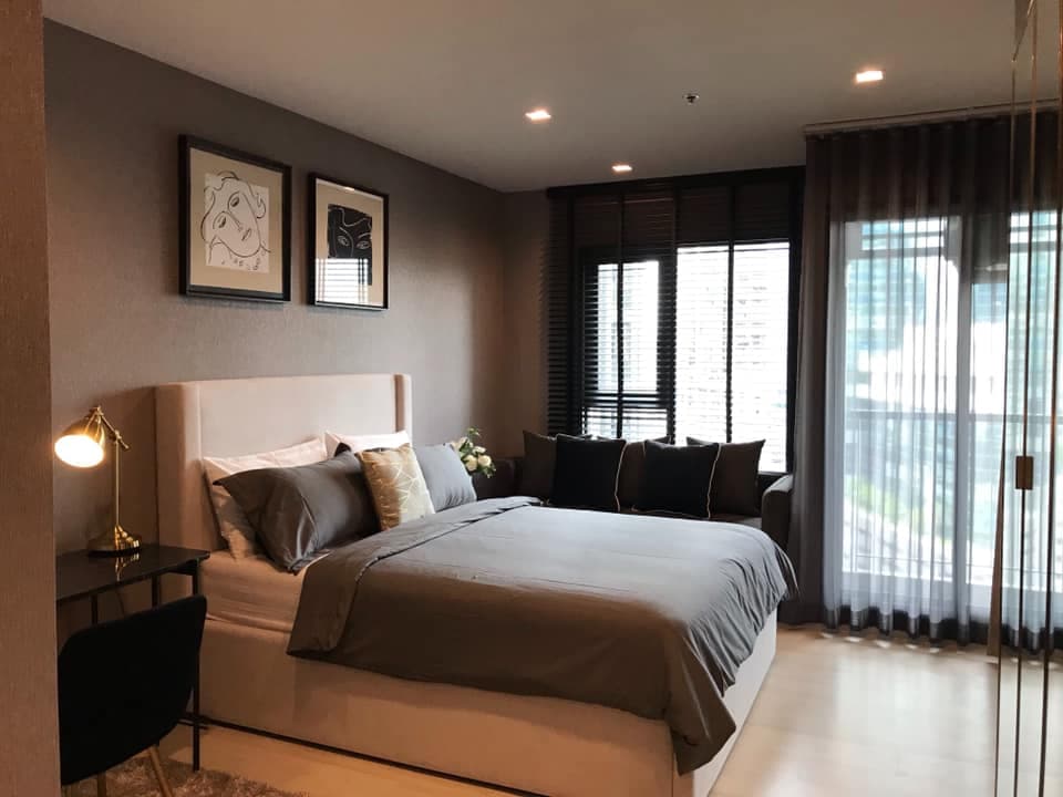 1561 – 201_bedroom.jpg