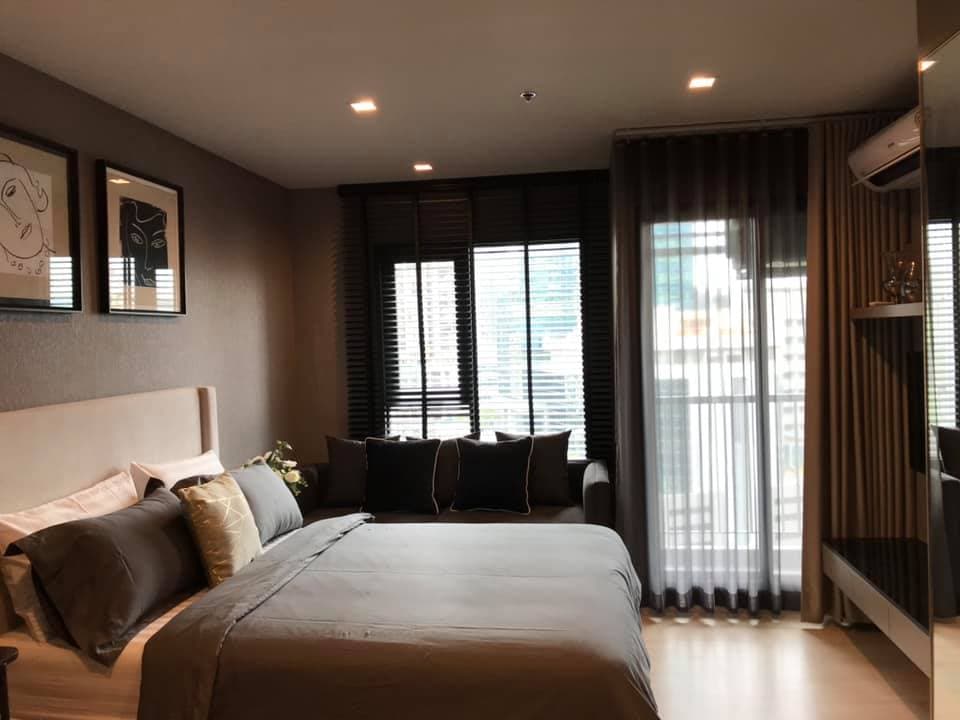 1561 – 204_bedroom.jpg