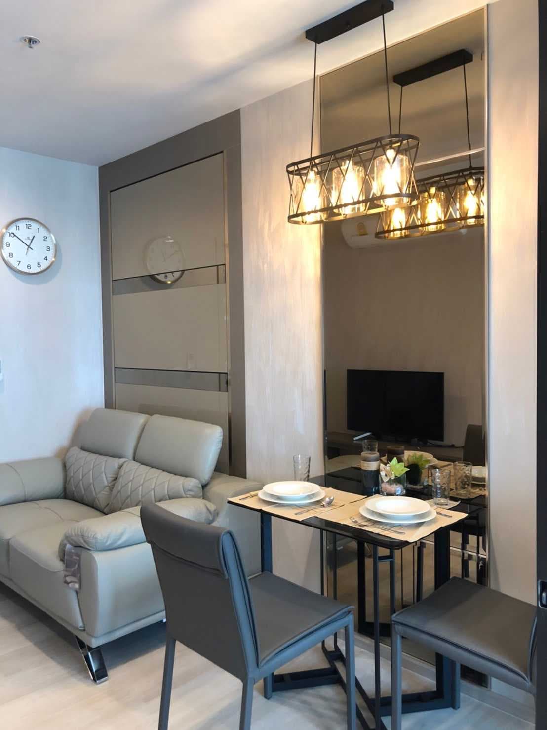1564 – 103_living_room.jpg