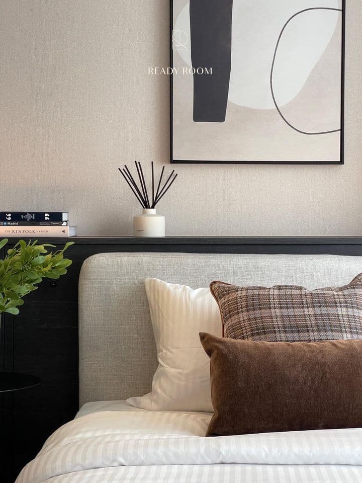 1565 – 103_living_room.jpg