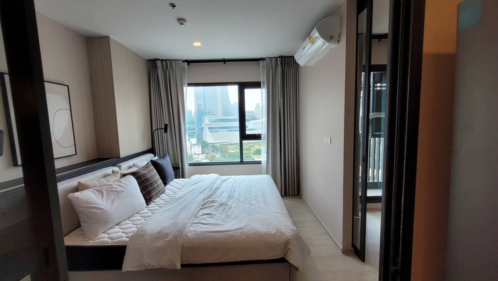 1565 – 201_bedroom.jpg