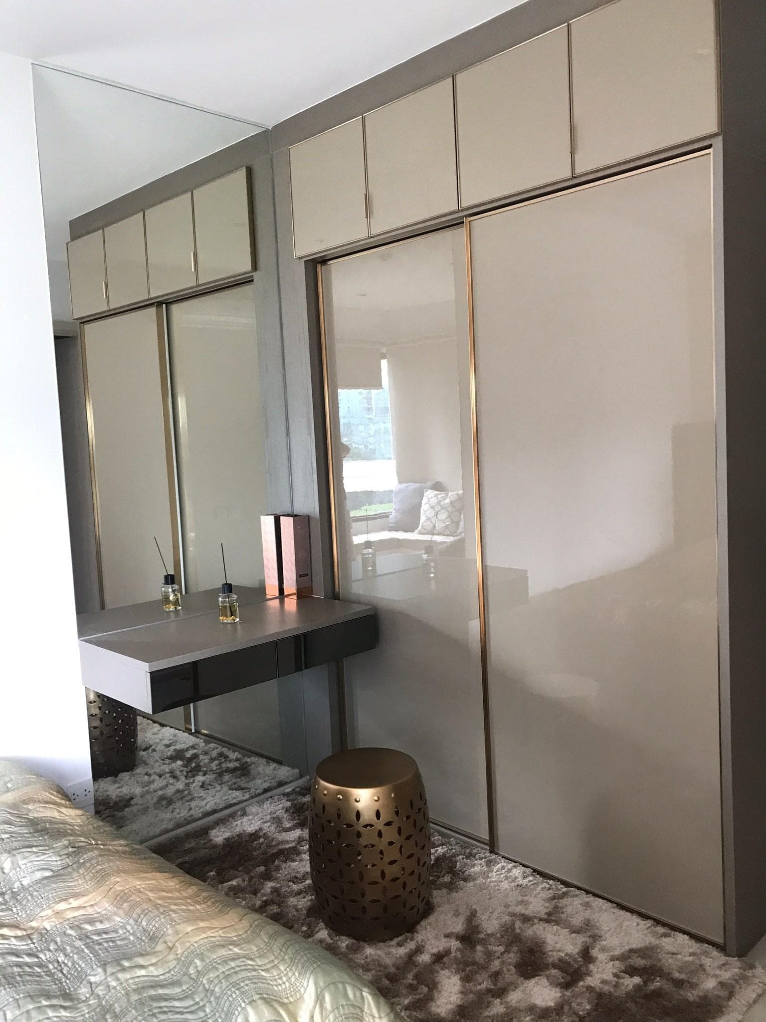 1569 – 301_bathroom.jpg