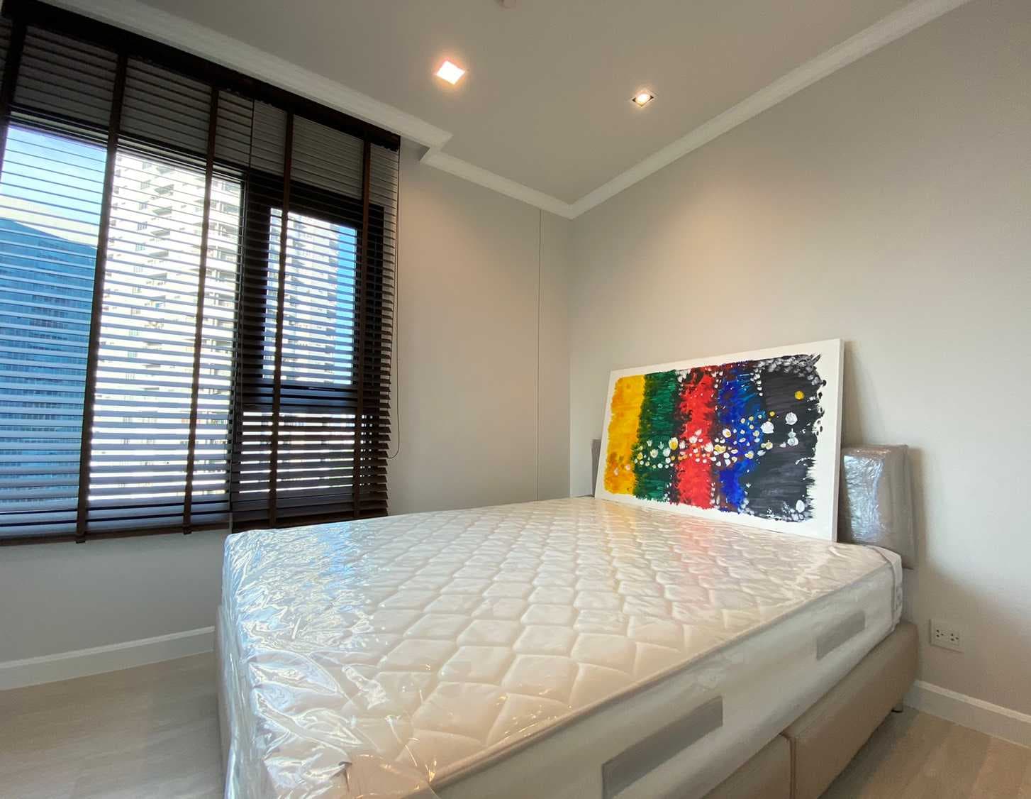 1570 – 203_bedroom.jpg