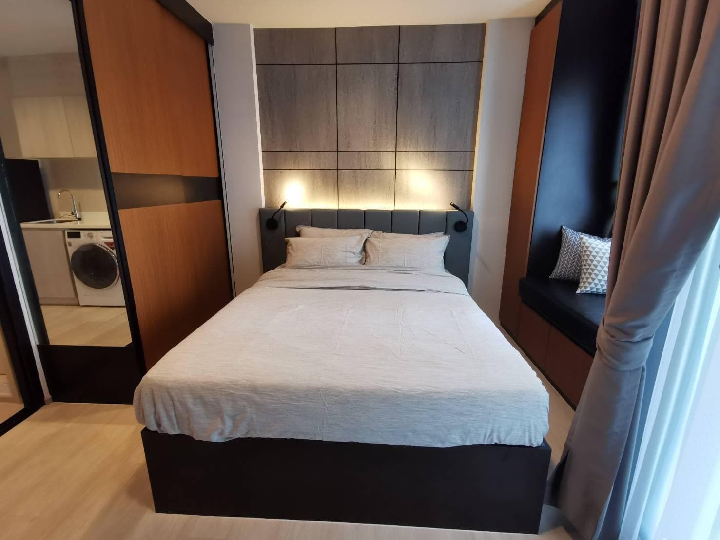 1576 – 201_bedroom.jpg