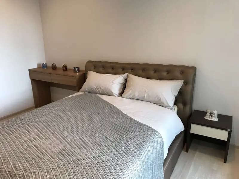 1584 – 201_bedroom.jpg