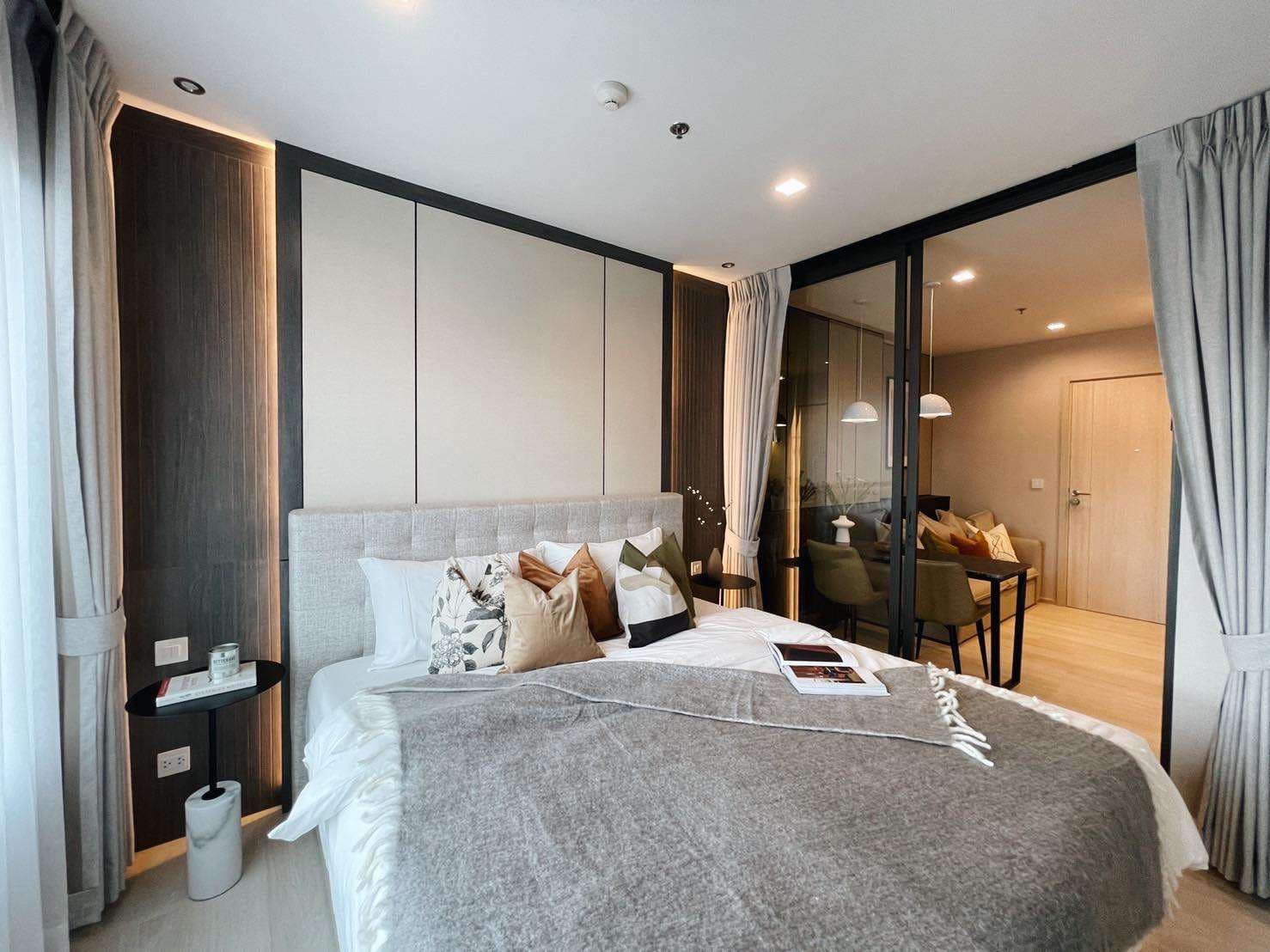 1586 – 201_bedroom.jpg