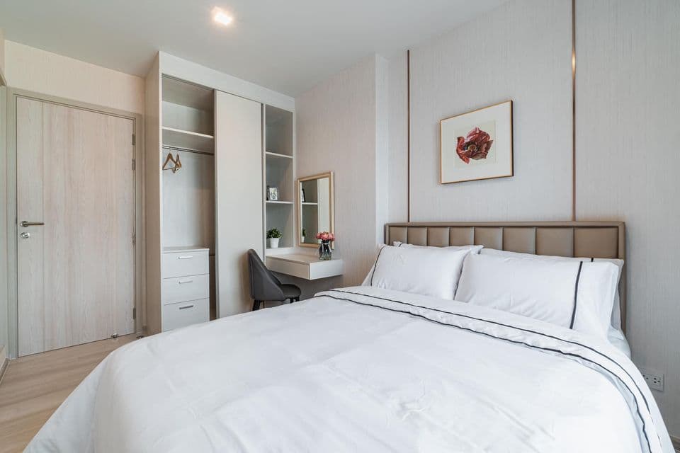 1587 – 205_bedroom.jpg