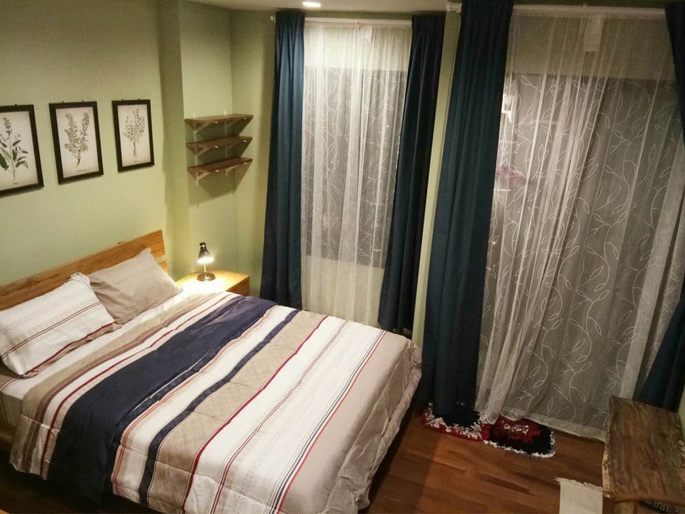 1590 – 202_bedroom.jpg