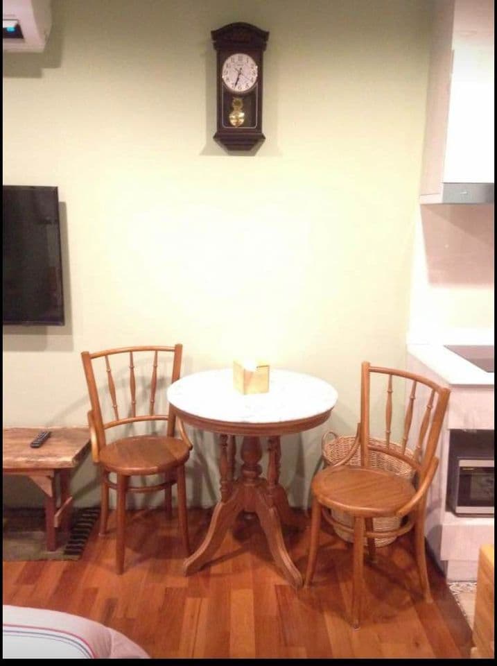 1590 – 401_kitchen.jpg