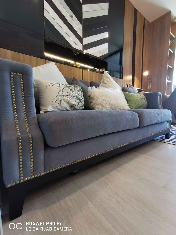 1591 – 104_living_room.jpg
