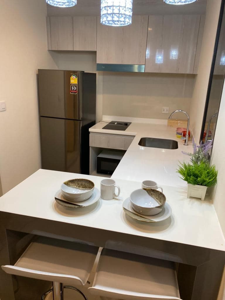 1593 – 401_kitchen.jpg