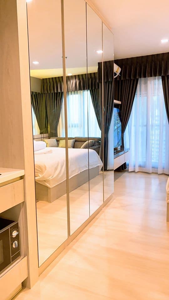 1602 – 202_bedroom.jpg