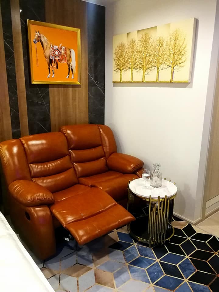 1606 – 103_living_room.jpg