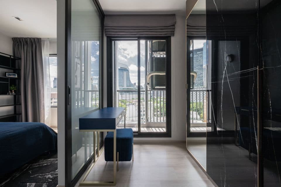 1607 – 104_living_room.jpg