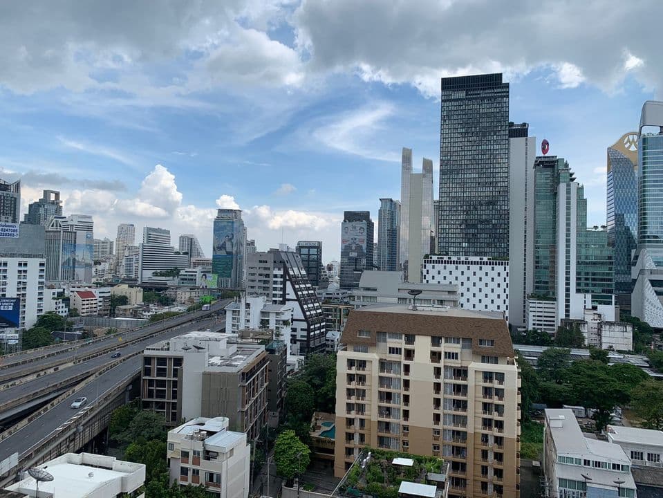 1608 – 602_terrace.jpg