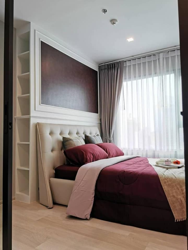 1610 – 201_bedroom.jpg