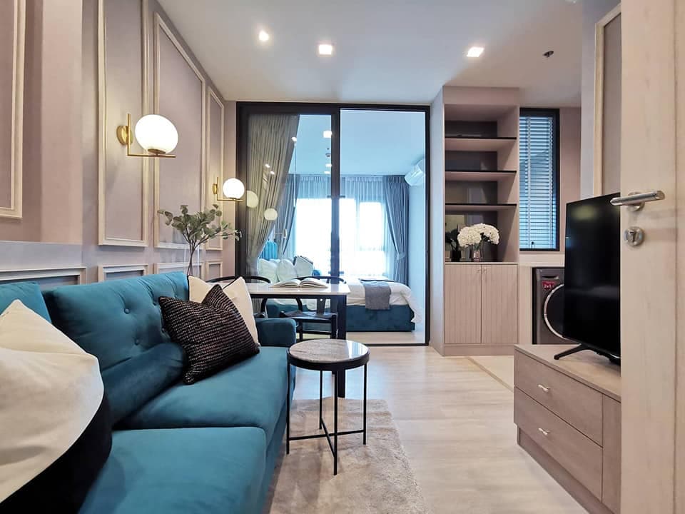 1616 – 101_living_room.jpg