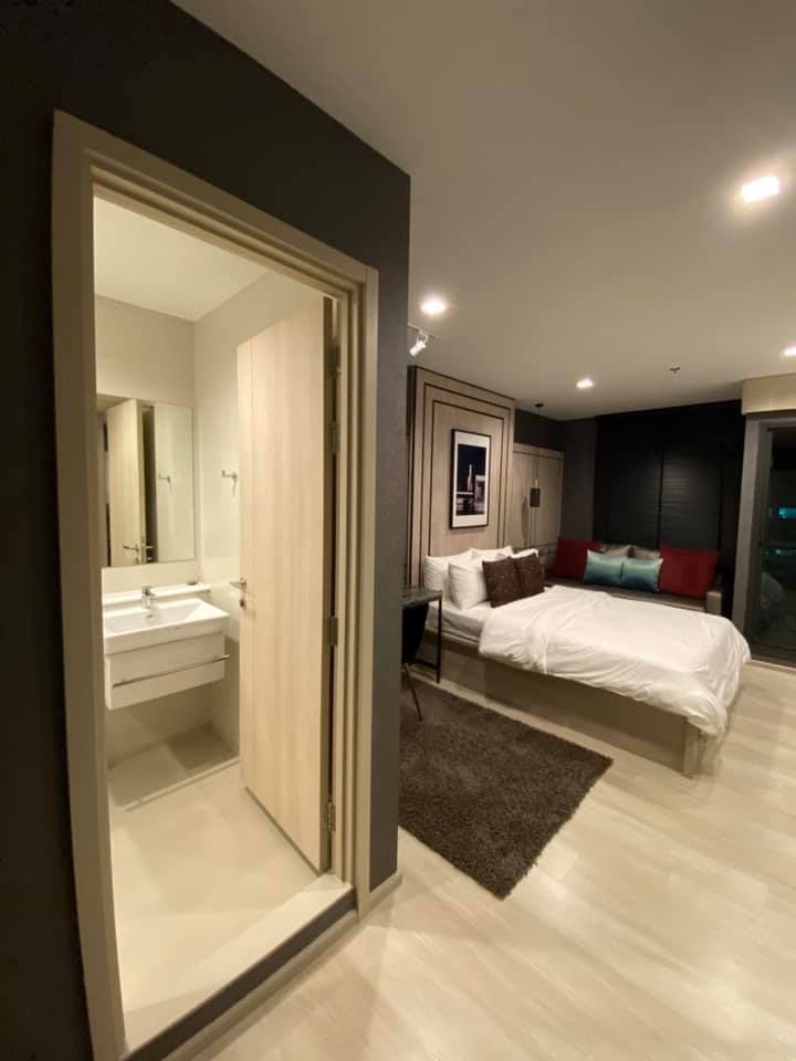 1620 – 203_bedroom.jpg