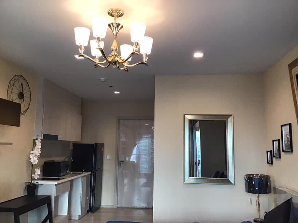 1628 – 103_living_room.jpg