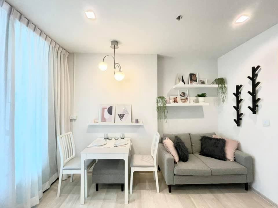 1633 – 102_living_room.jpg