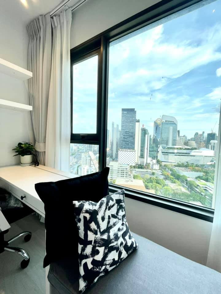 1633 – 104_living_room.jpg